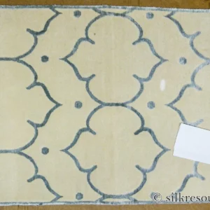 P1110321 Stark Fort Valley Antique White 3x5' Hand-knotted Wool Rug Blue Antique White Modern Medallion MSRP USD 741