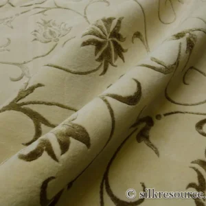 P1110414.jpg Stark Endicott Silver 5x8' Silk Wool Hand-knotted Rug Medallion Damask MSRP USD 4550