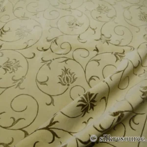 P1110416.jpg Stark Endicott Silver 5x8' Silk Wool Hand-knotted Rug Medallion Damask MSRP USD 4550