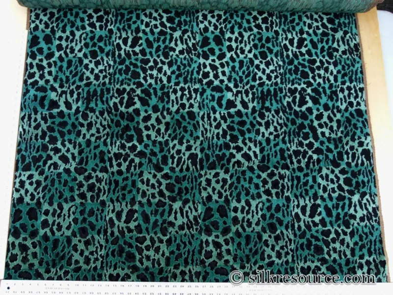 By Yard Scalamandre Leopard Square Greens Linen Velvet Animal Skin Plaid Green Check Super Heavy MSRP USD 424/y