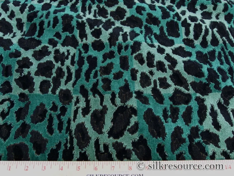 By Yard Scalamandre Leopard Square Greens Linen Velvet Animal Skin Plaid Green Check Super Heavy MSRP USD 424/y