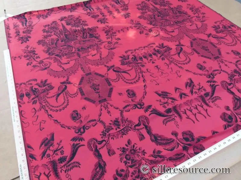 P1110802 1.4Y Scalamandre LOUIS XVI - TREVIRA CS RED & BLACK  Damask Historic Monticello MSRP0