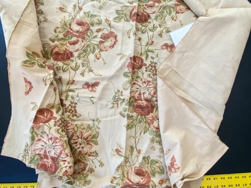 IMG_5308 12 Berkbox56 1.3 yard Scalamandre Balmoral-Corn linen Rose, Green Floral