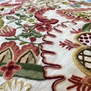 IMG_5487 10 Berkbox54  27x27" Scalamandre Square Floral Red and Green Crewel Embroidery Magnificent Lalita  MSRP USD494/Y