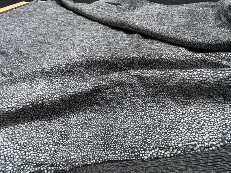 IMG_5673 14 Berkbox60 1.5yard Scalamandre KUIPER GALAXY Black  MSRP USD310/y