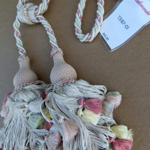 P1120226 Scalamandre Silk Tiebacks Handmade Lyon Pastel Pink MSRP 440/y T3187-01