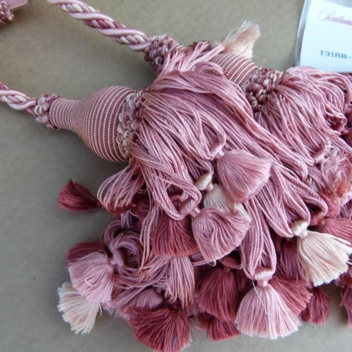 P1120232 Scalamandre Silk Tiebacks Handmade Vichy 100% Silk Double Tieback Pink MSRP 440/y T3188-08