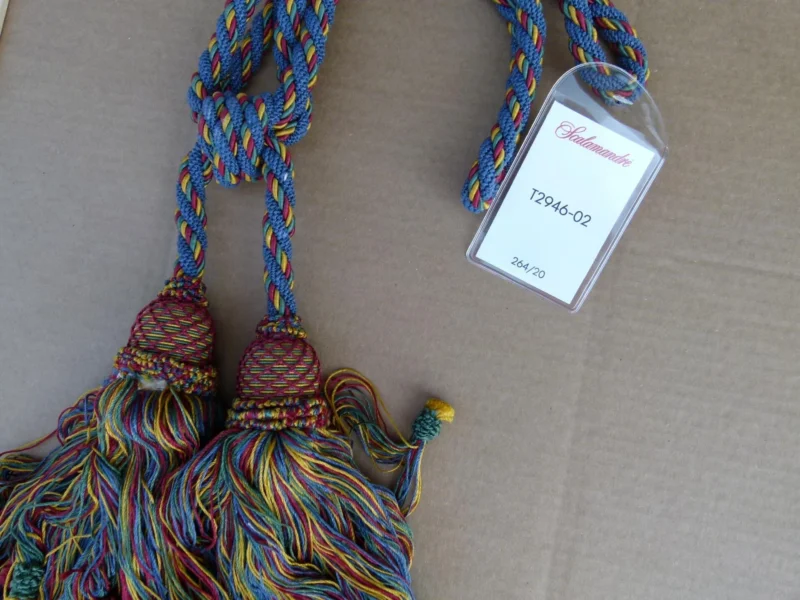 P1120264 Scalamandre Silk Tiebacks Handmade Silk Double Tieback Blue MSRP USD400 each T2946-02