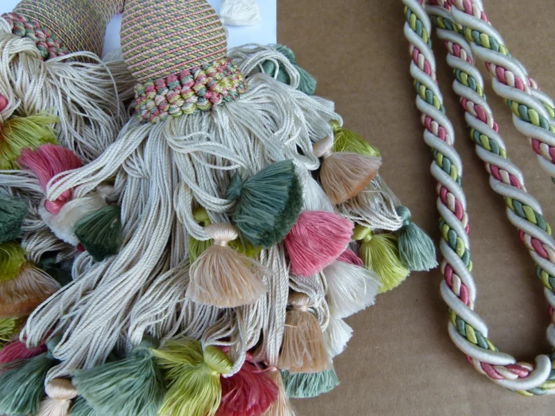 P1120284 Scalamandre Silk Tiebacks Handmade Lyon Double Tassel White Green  MSRP USD430