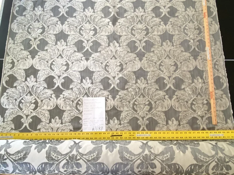 IMG_9059 Stroheim & Romann Luxurious 100% Silk Renaissance Medallion Fleur De Lis Damask Silver White Pewter MSRP USD300+/Y