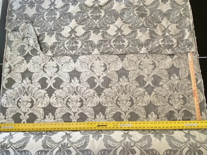 IMG_9063 Stroheim & Romann Luxurious 100% Silk Renaissance Medallion Fleur De Lis Damask Silver White Pewter MSRP USD300+/Y