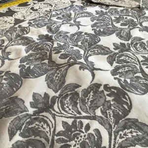 IMG_9065 Stroheim & Romann Luxurious 100% Silk Renaissance Medallion Fleur De Lis Damask Silver White Pewter MSRP USD300+/Y