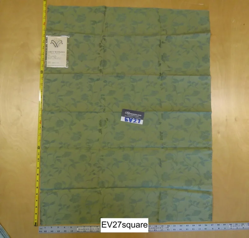 P1120703 Scalamandre Damasco Amboise Greenbriar Botanical Foliage - Square 35" x 27"