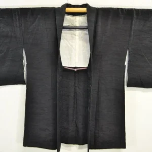 High Quality Japanese 100% Silk Haori Jacket Hand-Made Chrysanthemum Tsunami Black