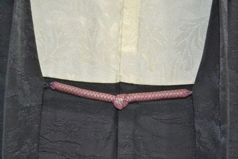 High Quality Japanese 100% Silk Haori Jacket Hand-Made Chrysanthemum Tsunami Black