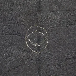 High Quality Japanese 100% Silk Haori Jacket Hand-Made Chrysanthemum Tsunami Black