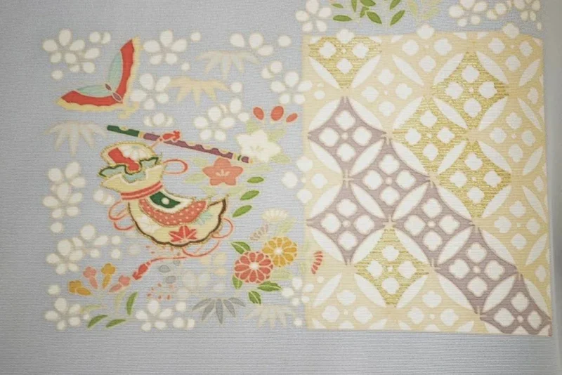 F44aDSC_0776 100% Silk Kimono Wedding TSUKESAGE Biwa Guitar Music Flower Geometric