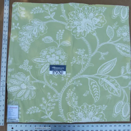 50 EV30 Scalamandre Kaveri Vine Pear Green Jacquard Botanical Foliage Square 26 X 26 incher MSRP USD232/y