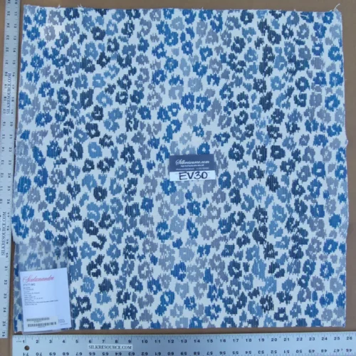 P1130877 51 EV30 Scalamandre Bloom Lapis La Boheme Jacquard Square 25 x 26 inches MSRP USD274/y