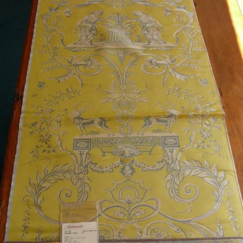 P1570133 Scalamandre Neoclassical HUNTSMAN"S PRIDE SILK Lampas MSRP00+Y E61
