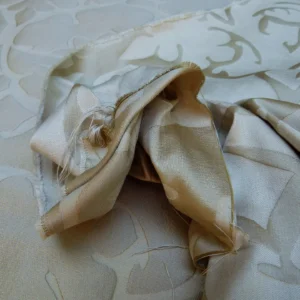 P1010988 Kravet Couture Barbara Barry Old World in Flax *white Cream 100% Silk Damask