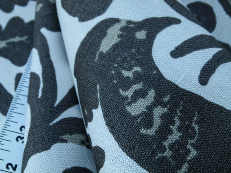 P1020677 Scalamandre Resist Print Taupe Bird Flower Toile Linen Gray White MSRP USD 300/Y