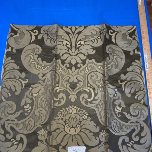 IMG_2033 10 Berkbox72 Scalamandre Silk Grey Watkins Square 26"x26" Bellona Mocha Damask MSRP USD650/Y
