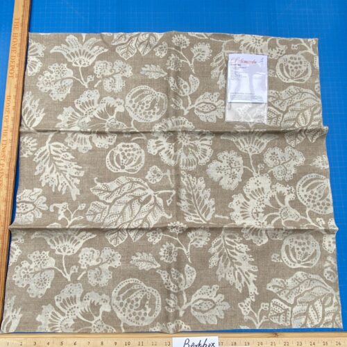 77 Berkbox77 Square Printed Fabric by Scalamandre Calais Linen Print Flax Beige Floral MSRP 300+/y