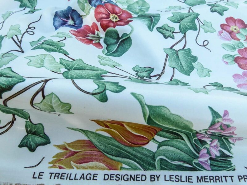 P1140028 Scalamandre  Le Treillage Blush Pink on White Spring Garden Tulip Rose Crocus Boston Ivy MSRP USD 204/y