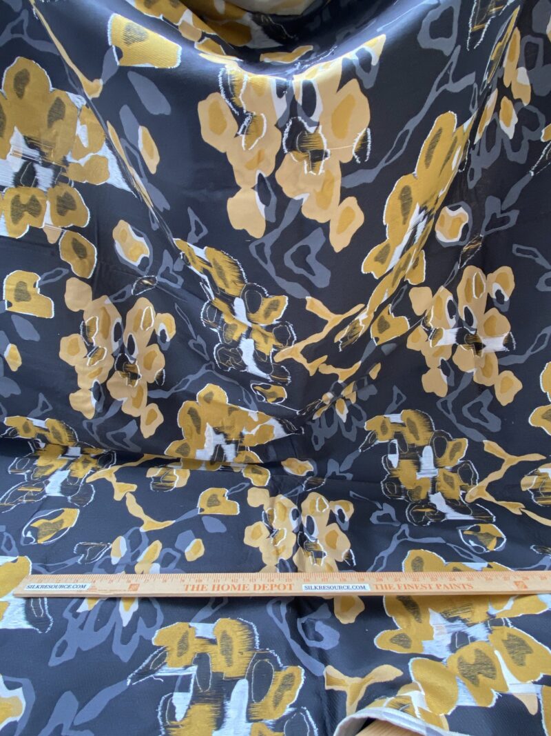 IMG_6007 36 Berkbox93 Length Jacquard by Lelievre Paris Bali-Le Coton Floral White Yellow Gray Reversible 2.1yds x 58.25w" MSRP USD 696/y