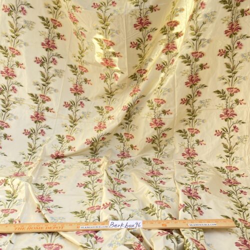 IMG_7089 7 Berkbox96 Length 2.4Yards Scalamandre Carlotta Vine Tourmaline & Ivory MSRP USD 400+/yard