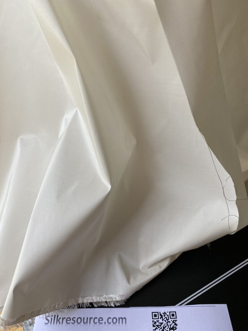 IMG_7905 Scalamandre Ascot Ivory 100% silk Taffeta Pure White Very Thick! Per Yard MSRP USD 238/Y