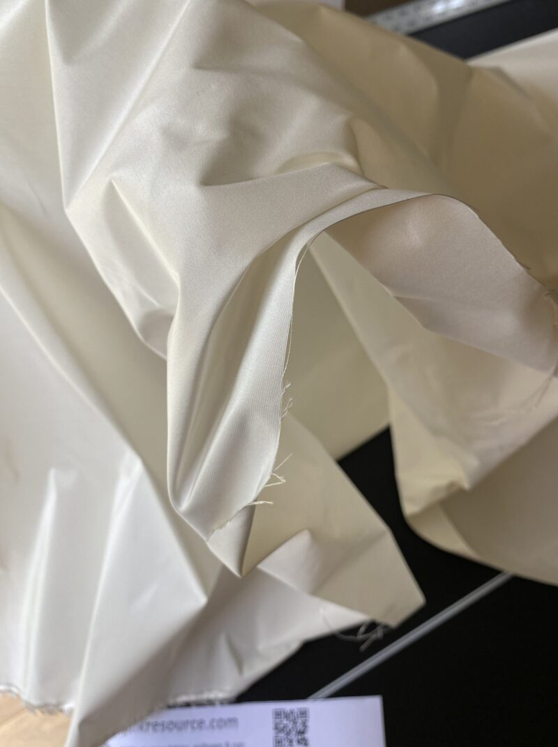 IMG_7906 Scalamandre Ascot Ivory 100% silk Taffeta Pure White Very Thick! Per Yard MSRP USD 238/Y