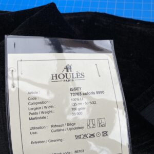 IMG_7636 5 Berkbox100 Square Plain Texture by Houles Paris Issey Coloris Linen Black Solid