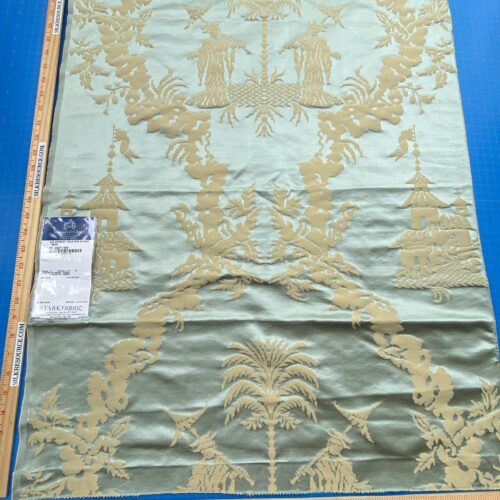 IMG_8273 56 Berkbox101 Square Silky by Tassinari and Chatel Les Chinois Bleu Blue Damask Chinoiserie Historic MSRP USD 700+/y