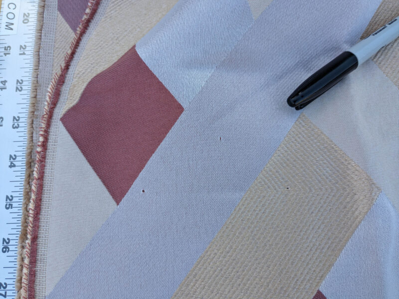 PXL_20240313_205827419 15 EV35 Length 2.8y Lelievre Scala M1 Poudre White Yellow Diamond Geometric Jacquard MSRP USD 500+/y