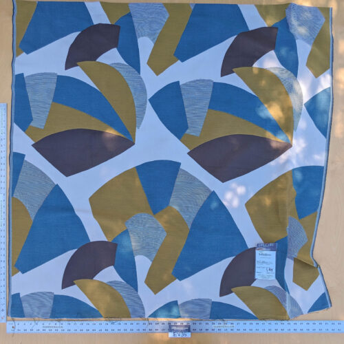 PXL_20240313_210914573 20 EV35 Length 1.4y Lelievre Paris Allure M1 Sport Blue Yellow White Large Jacquard Abstract Graphic MSRP USD574/y