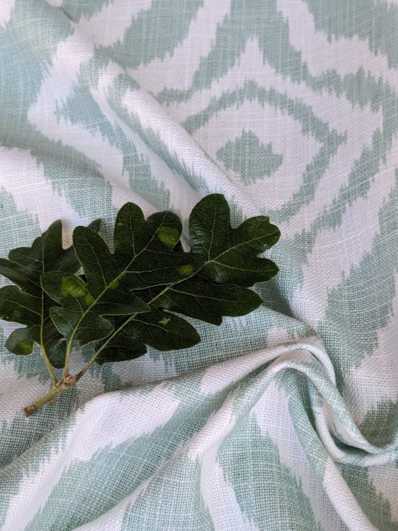 Scalamandre Zanzibar Ikat Aquamarine Green Aqua White Cotton Print Mid-Century MSRP USD 254.80/Y