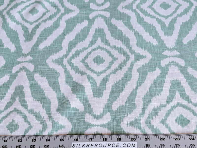 Scalamandre Zanzibar Ikat Aquamarine Green Aqua White Cotton Print Mid-Century MSRP USD 254.80/Y