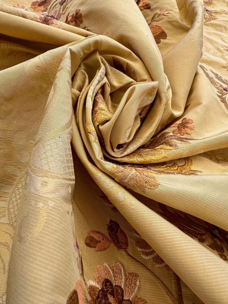 IMG_3976 Scalamandre Floral Botanical Brown Beige Embroidery Historical 1.2y