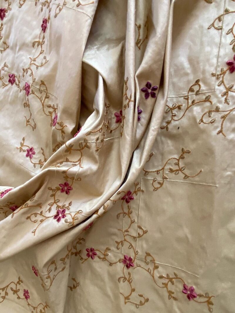 WhatsApp Image 2024-06-06 at 08.07.16_f49be56e Scalamandre Old World Weavers Amaresh Embroidery Silk Gold Clematis