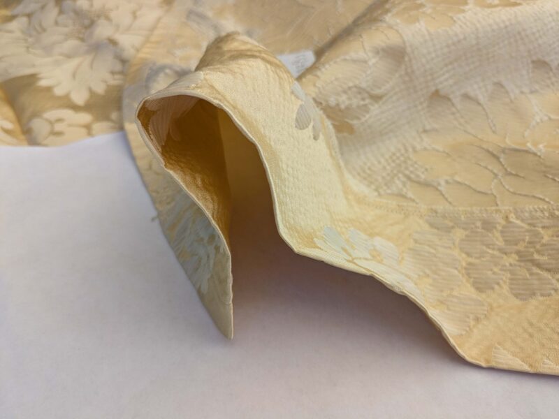 PXL_20241003_191440674 21 EV42 2.4y x 51"w Scalamandre Fornarina Ivory Silk Damask Medallion MSRP USD 648/Y