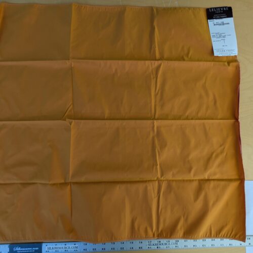 PXL_20241017_175020007 37 EV45 Square Scalamandre Lelievre Paris Psyche Reversible Orange Polyester Solid Taffeta