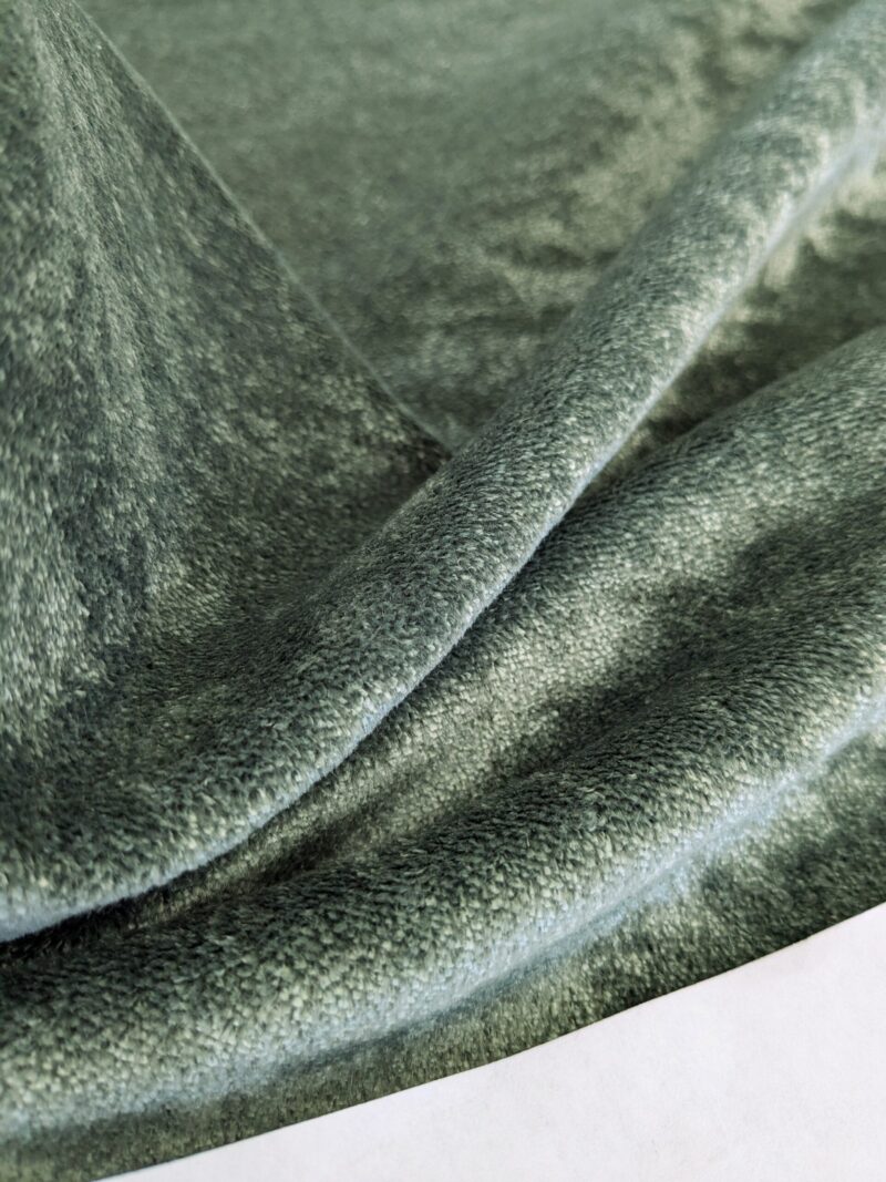original_96fac14a-2fb6-4c37-8394-513822010118_PXL_20241029_211309132 4.5yds King's Silk Velvet Deep Pine Green Radiance Highest Quality Heavy 39,000+ martindale MSRP USD 728/Yard