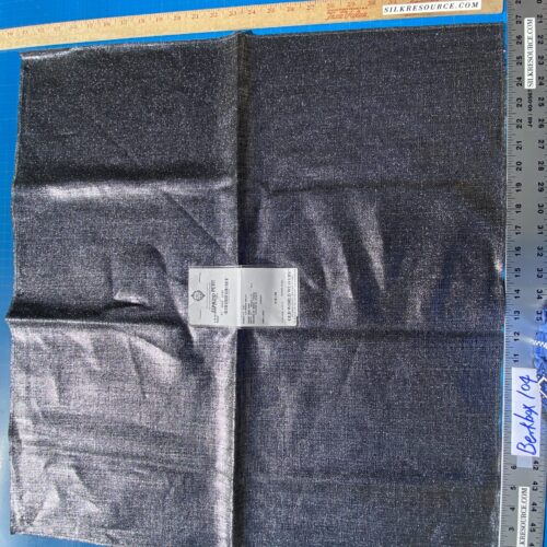 IMG_6933 51 Berkbox104 Square Scalamandre Edmon Petit Lin Miroir Argent Noir Black Linen Beige Small Scale Texture MSRP USD 232/y