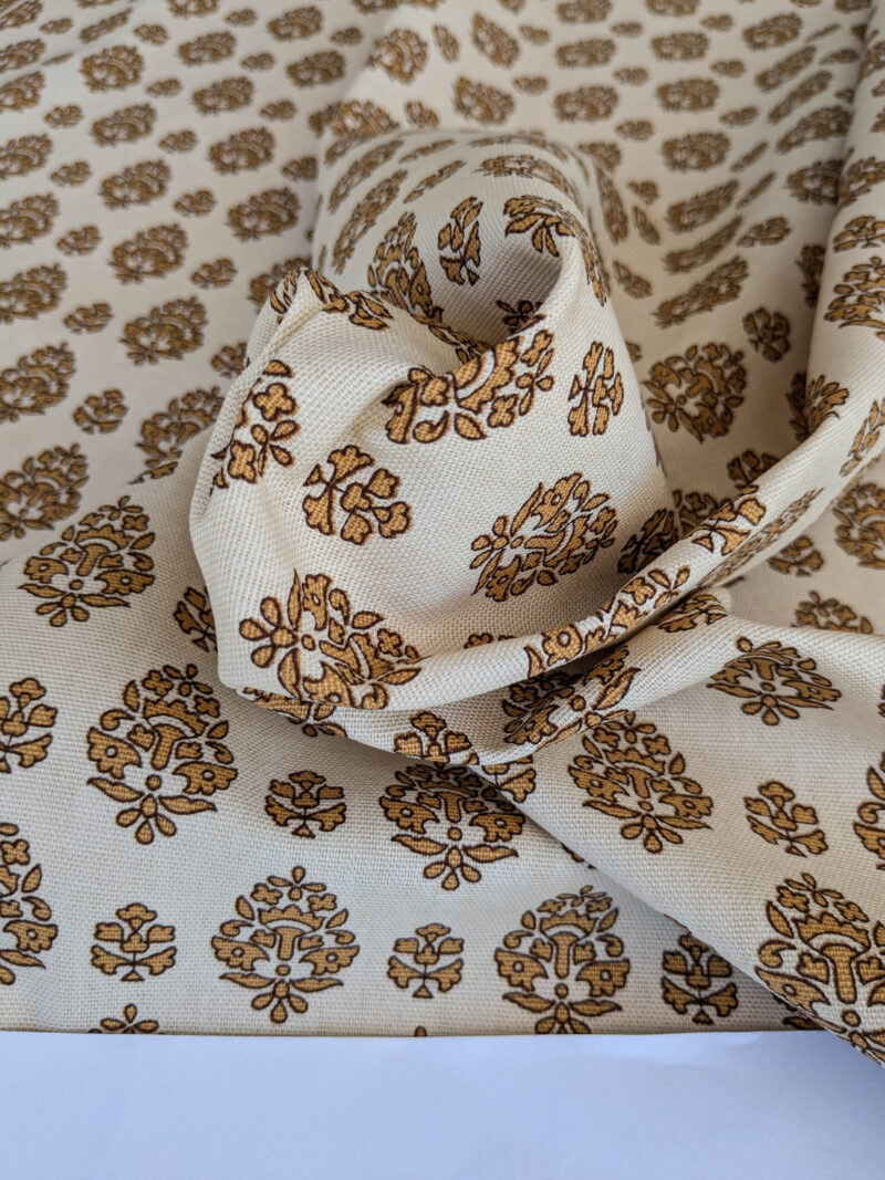 PXL_20250626_175523780 Scalamandre Oscar De La Renta Jaipur Crest Brown Earthy Gold Indian Linen Print with Border
