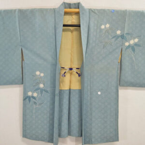 DSC_0808 X25e Vintage 100% Silk Haori Jacket Kimono Shibori Kikkyou Flower Pale Blue White @X25e
