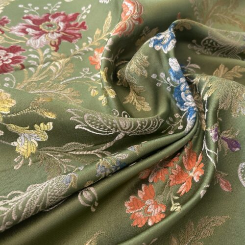 img_7684-3 High End Renaissance Lampas Spanish Valencia Metallic Brocade Garland red green gold on Green